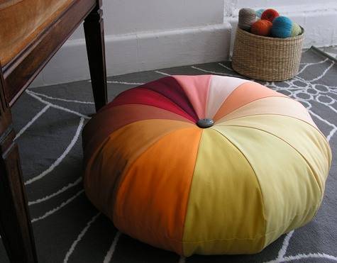 pouf multicolore