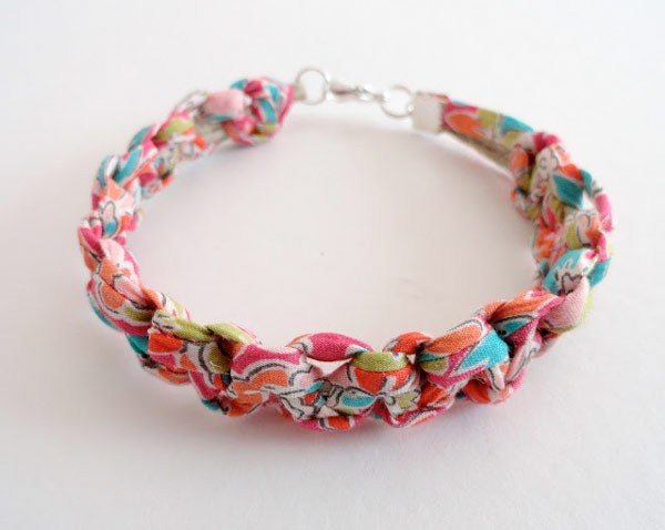 bracelet macrame