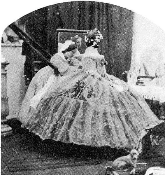 crinoline joke photograph sequence 05 5e53a2